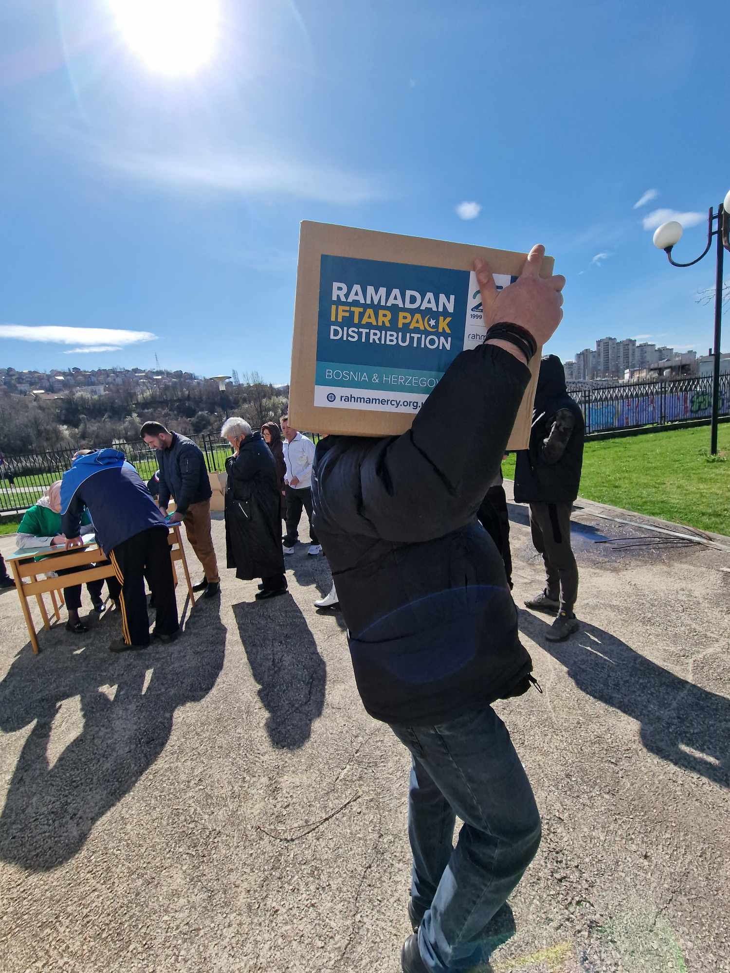 Rahma Mercy food pack distribution in Bosnia, photo 1