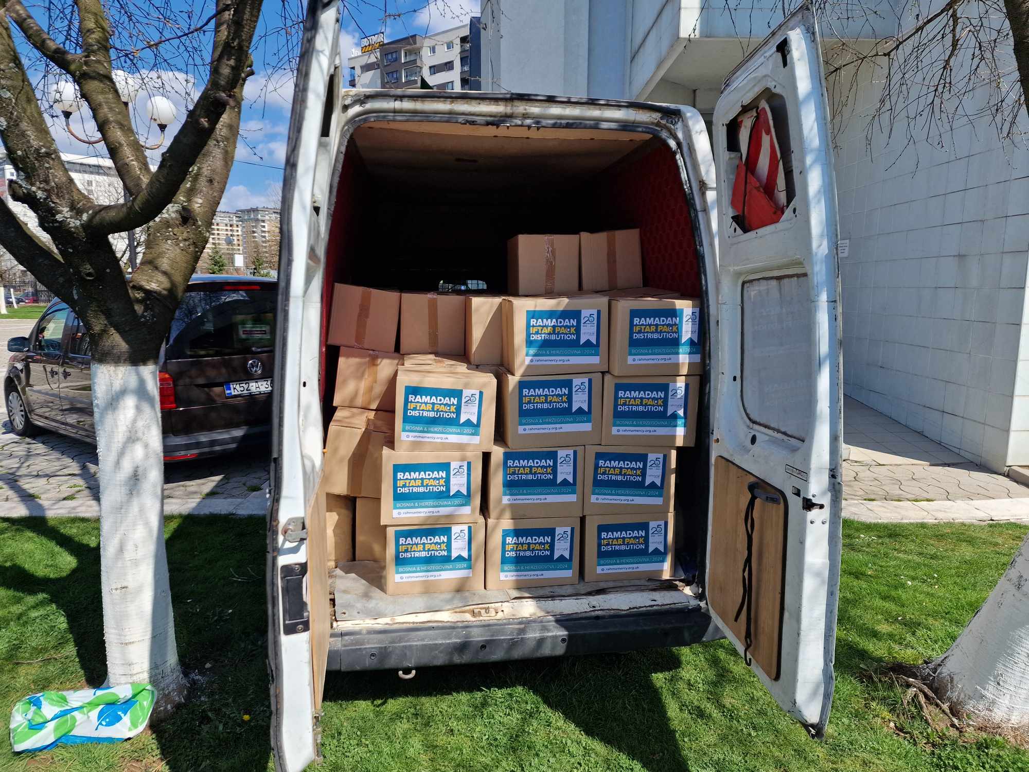 Rahma Mercy food pack distribution in Bosnia, photo 13