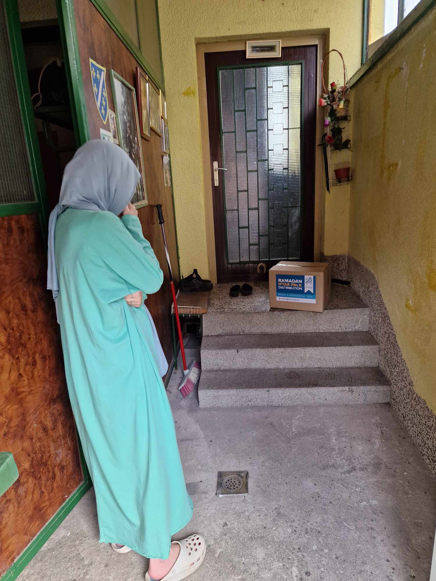 Rahma Mercy food pack distribution in Bosnia, photo 14