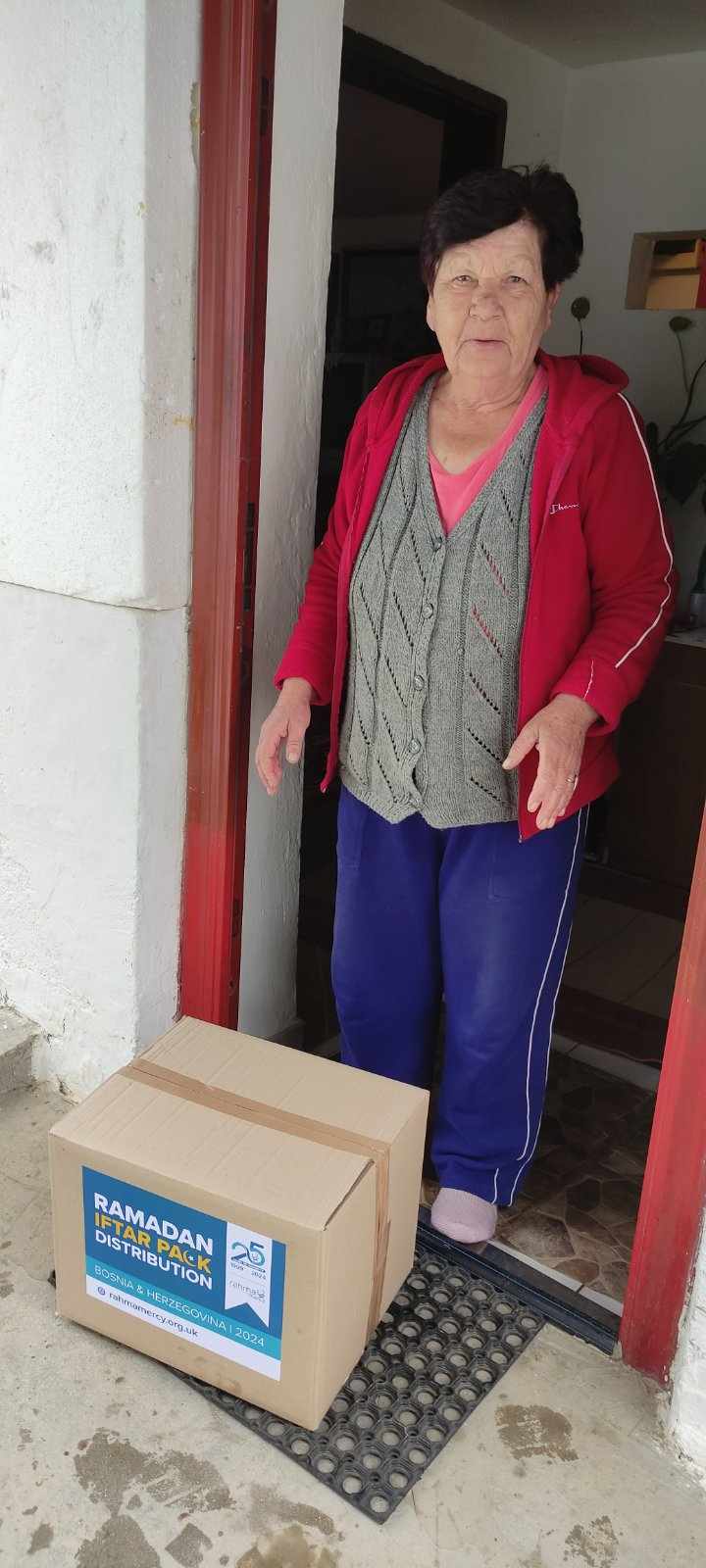 Rahma Mercy food pack distribution in Bosnia, photo 21